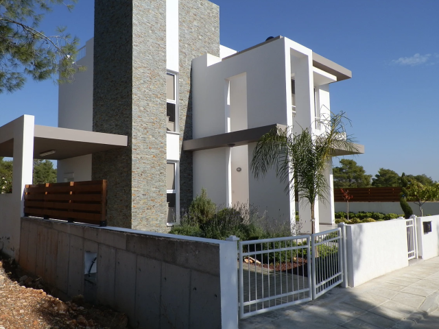 3 bedrooms House Detached House in Souni, Limassol