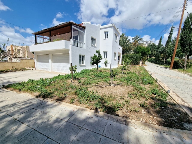 4 bedrooms House Detached House in Agia Marinouda, Paphos