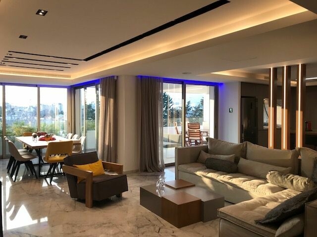 4 bedrooms Apartment Penthouse in Limassol Tourist Area, Limassol